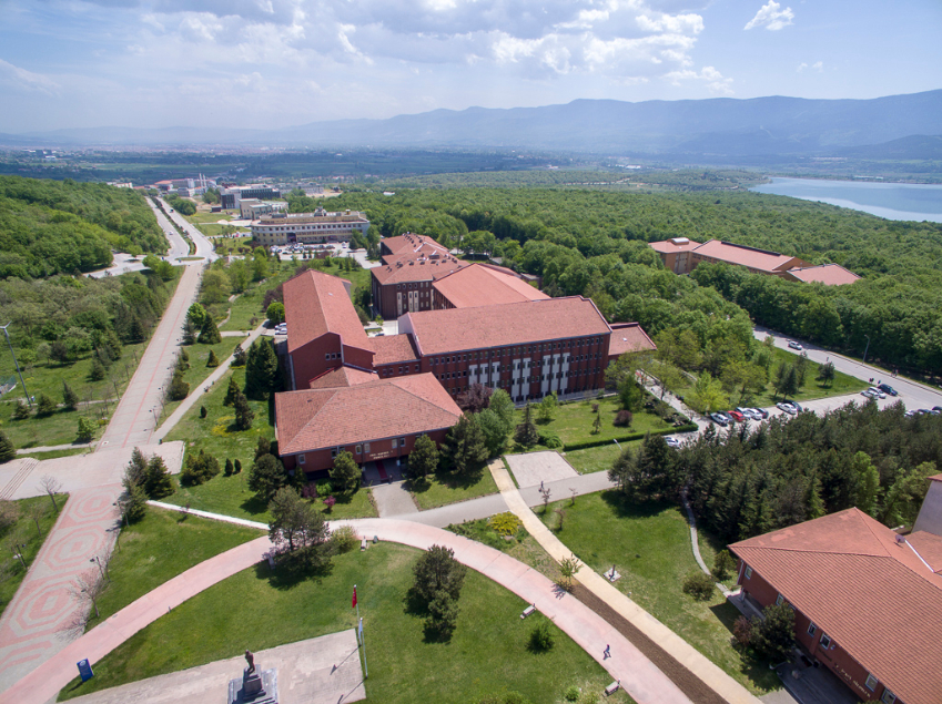 Abant İzzet Baysal